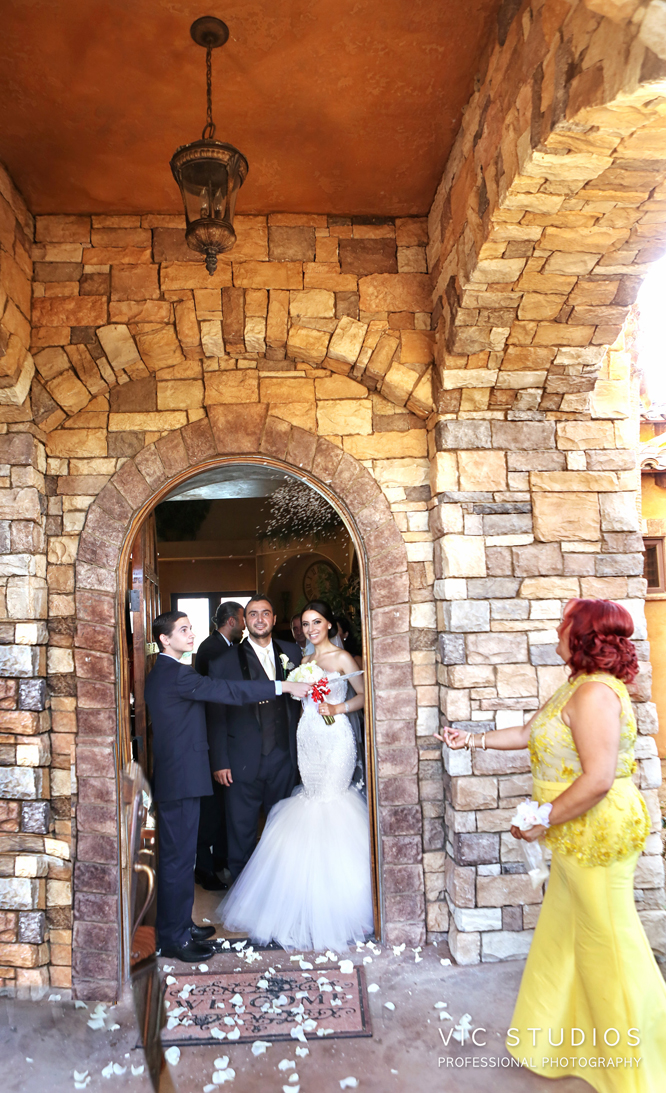 Armond and Ani's Featured WeddingAni's Featured Wedding