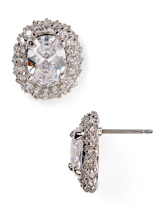 Wedding accessories: stud earrings