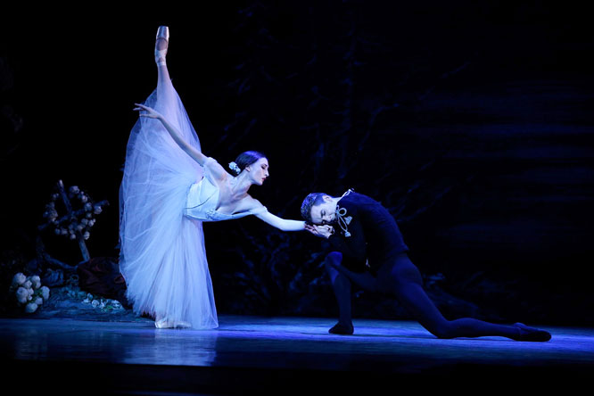 Los Angeles Ballet Performance