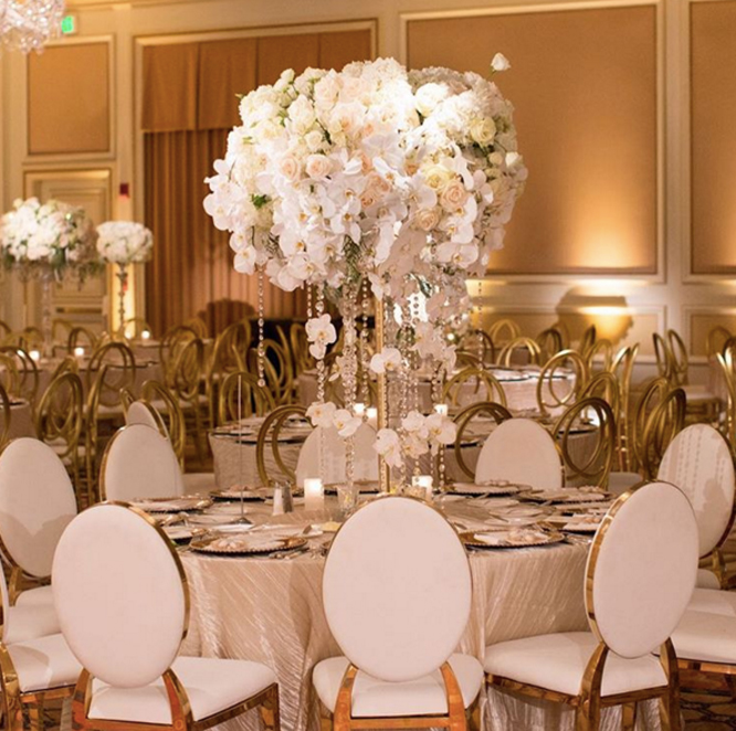 Centerpiece by Avant Garden